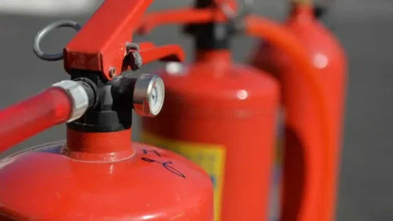 Какие бывают виды огнетушителей Рассказывает Зельвенский РОЧС